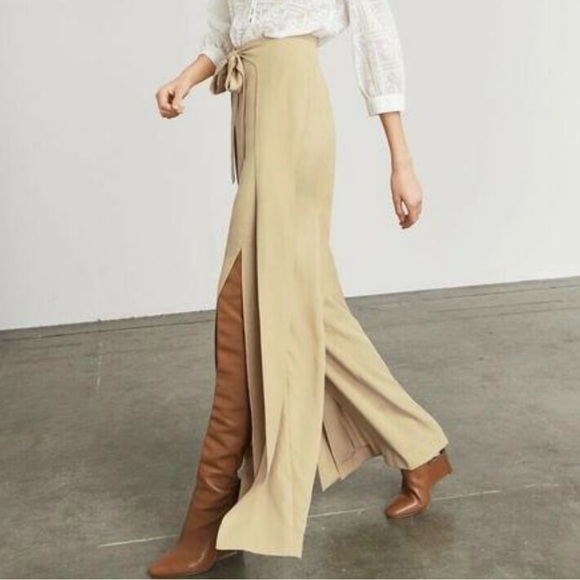 BCBGMaxAzria Dresses & Skirts - NWT BCBGMaxAzria Tan Jacklin Tie-Front Pants